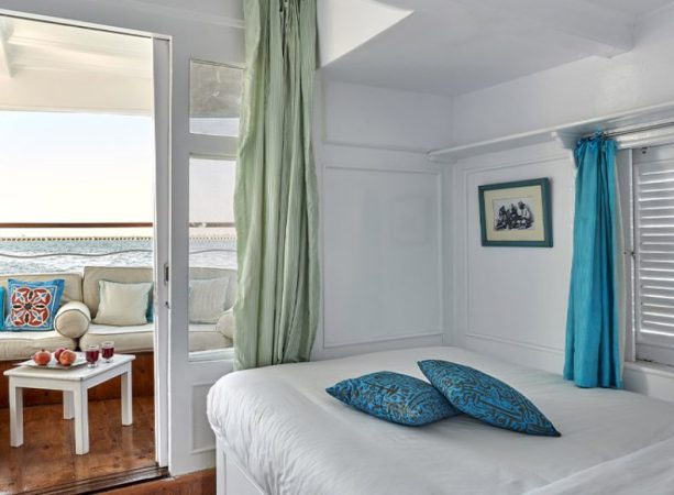 Dahabeya (program KHNOUM) 1 night hotel and 4 nights from Esna to Aswan