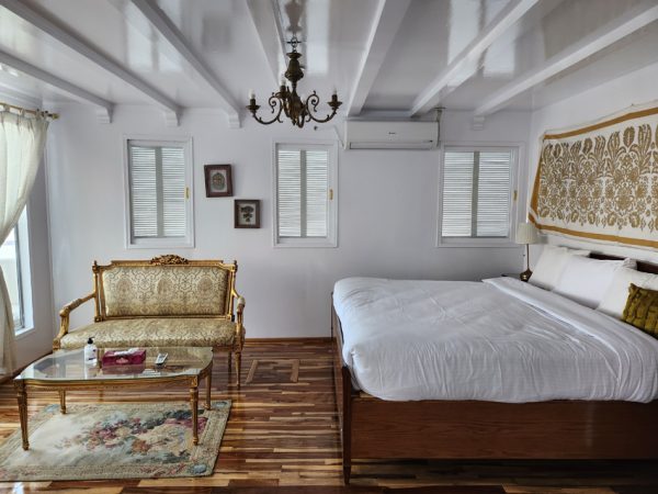 Dahabeya (program SOBEK) 3 nights from Aswan to Esna with 1 night hotel