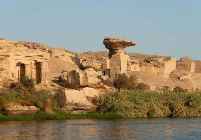 Dahabeya (program SOBEK) 3 nights from Aswan to Esna with 1 night hotel